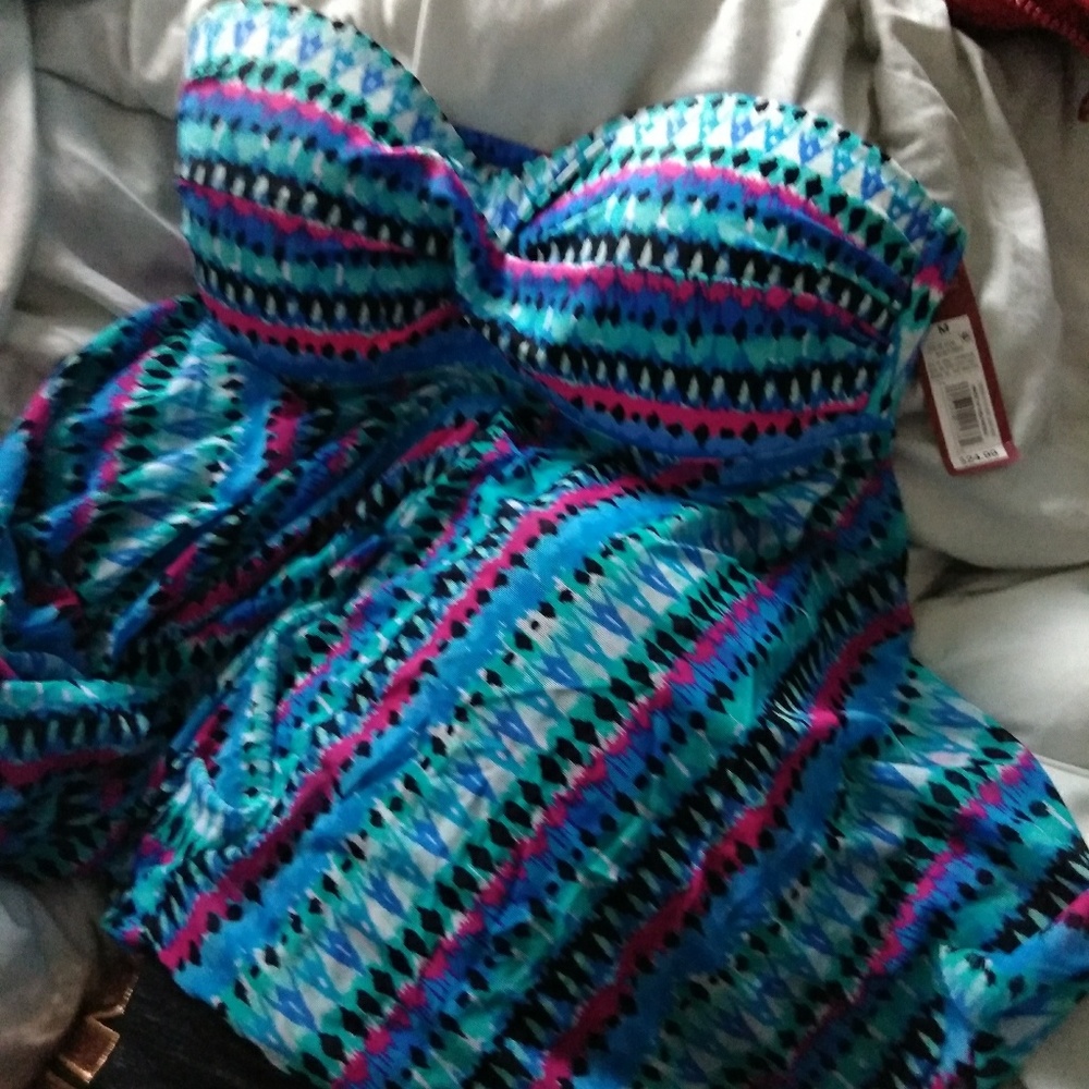 Bran new bathing suit top